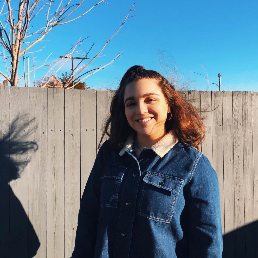Meet your Posher, Mariel ✨